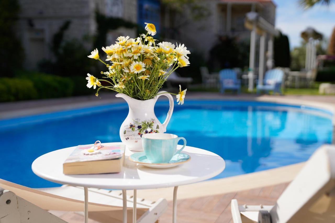 Alacati Marina Palace Buitenkant foto