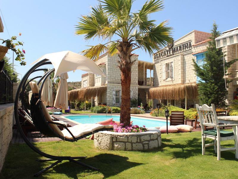 Alacati Marina Palace Buitenkant foto